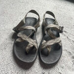 Chaco Black and Gray Women Sandals